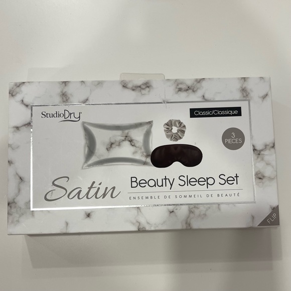 STUDIO DRY - SATIN BEAUTY SLEEP SET - Picture 1 of 3
